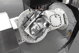 MAKINO D500 - Centru de prelucrare vertical în 5 axe