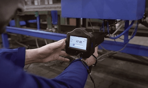 Ultrasunete: economisirea energiei prin detectarea scurgerilor de aer comprimat