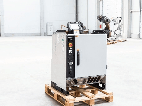 ABB ROMANIA, roboti