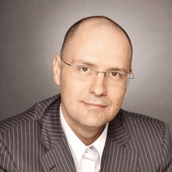 Daniel ANGHEL, Partener și Liderul Departamentului de Consultanță Fiscală și Juridică al PwC România